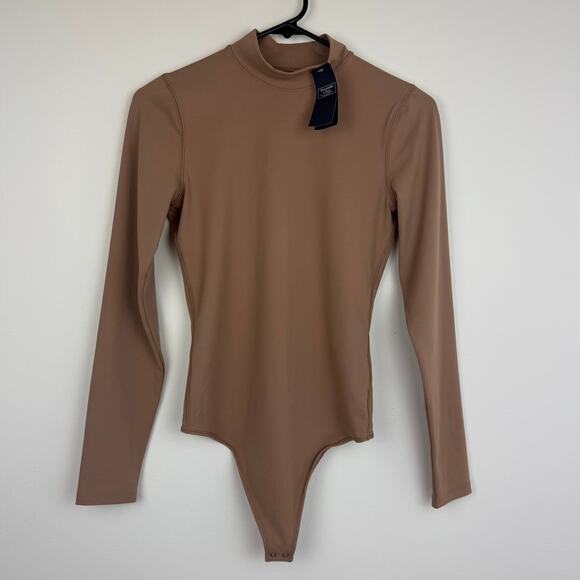 NWT Abercrombie & Fitch Womens Soft A&F Collection Seamless Tan Bodysuit Small - Picture 1 of 9